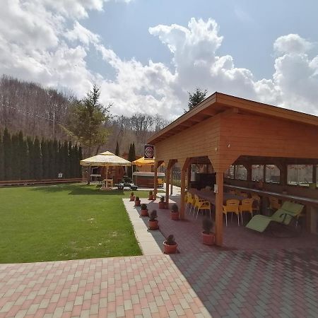 Pensiunea Colt Alb Băile Homorod Екстериор снимка