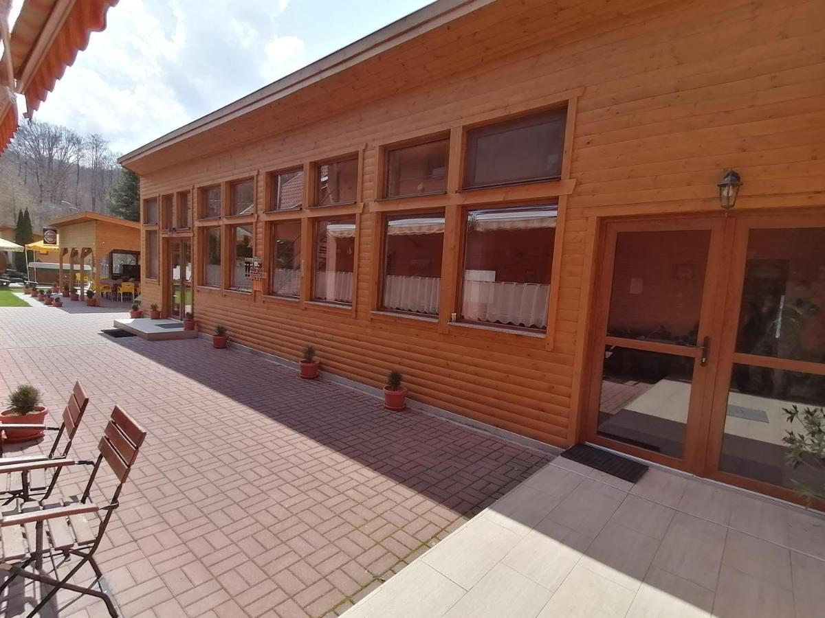 Pensiunea Colt Alb Băile Homorod Екстериор снимка