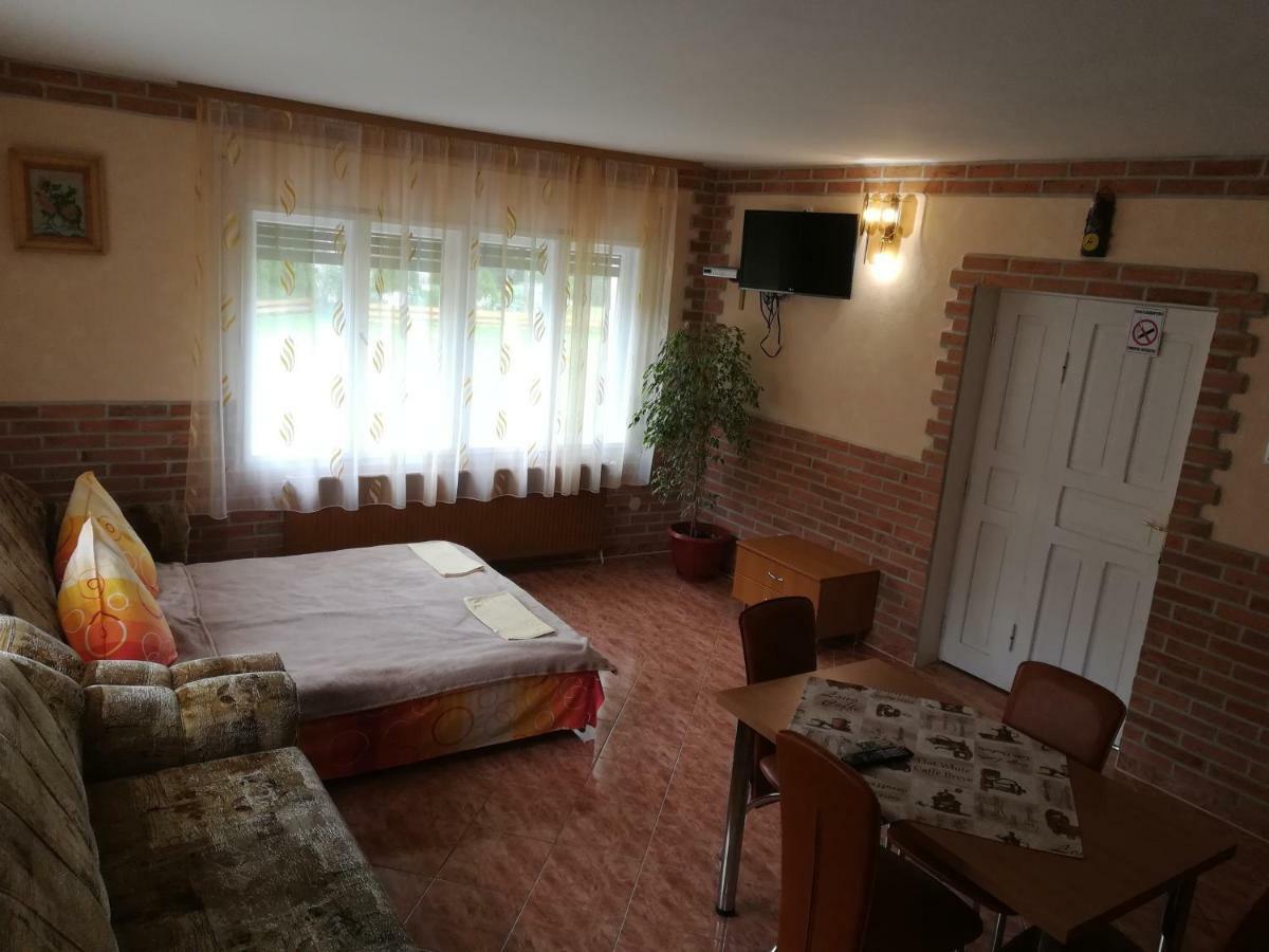Pensiunea Colt Alb Băile Homorod Екстериор снимка