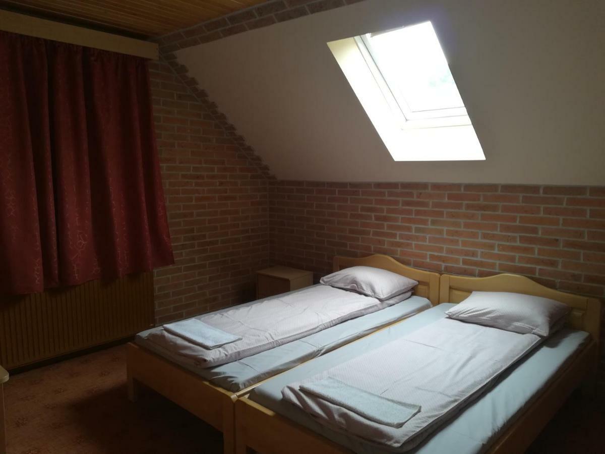 Pensiunea Colt Alb Băile Homorod Екстериор снимка